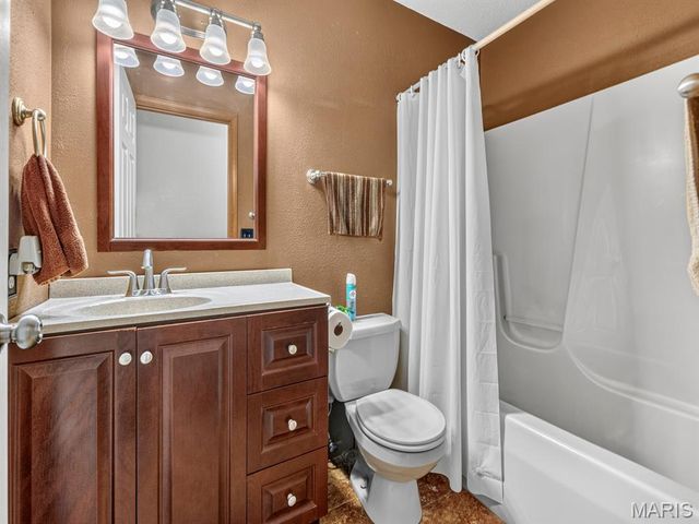 125 N 8th Street, Dupo, IL 62239