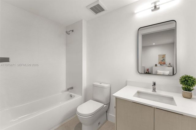 721 SW 11th Street F, Miami, FL 33129