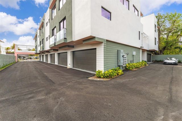 721 SW 11th Street F, Miami, FL 33129