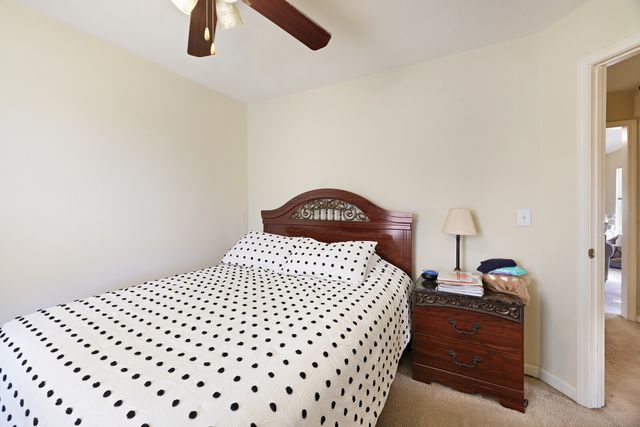 2223 Rosecran Cir, La Vergne, TN 37086