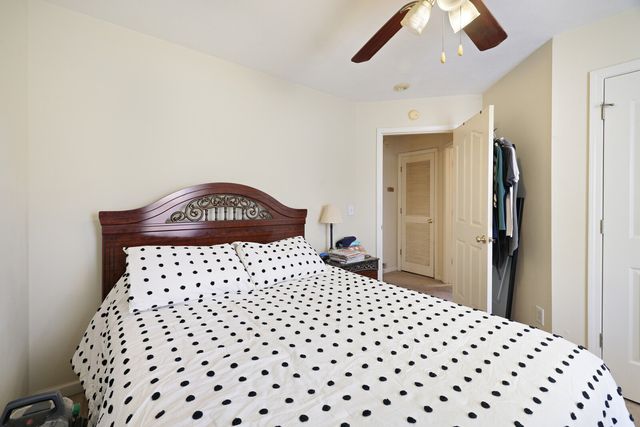 2223 Rosecran Cir, La Vergne, TN 37086