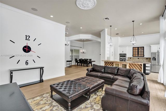 12350 NW 6th St, Plantation, FL 33325