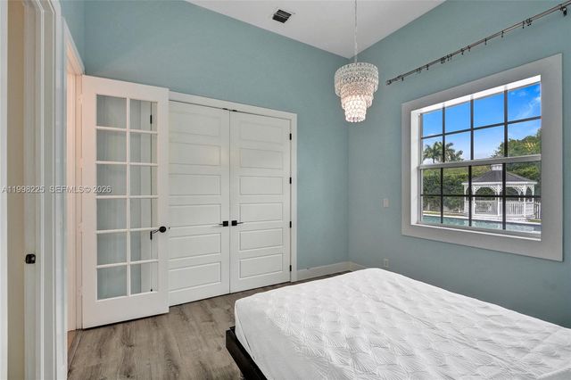 12350 NW 6th St, Plantation, FL 33325