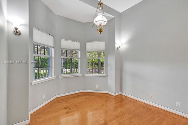 12350 NW 6th St, Plantation, FL 33325