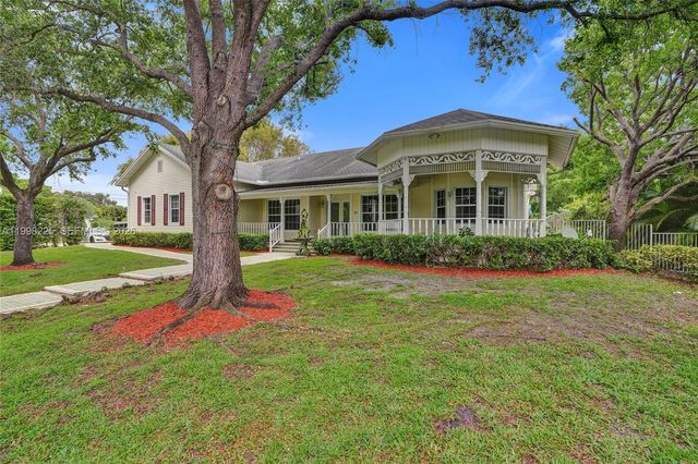 12350 NW 6th St, Plantation, FL 33325