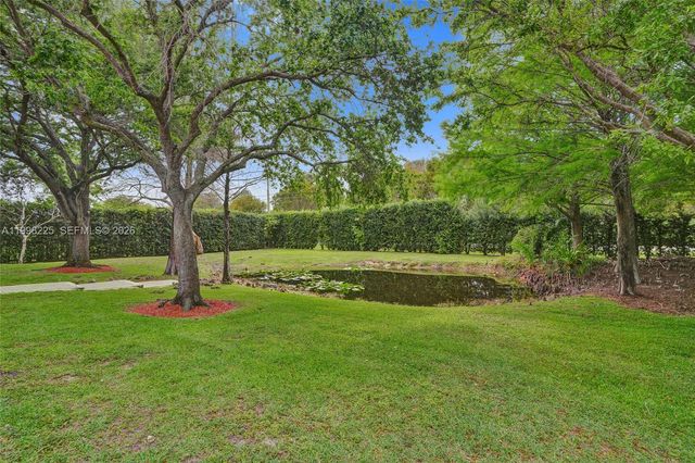 12350 NW 6th St, Plantation, FL 33325