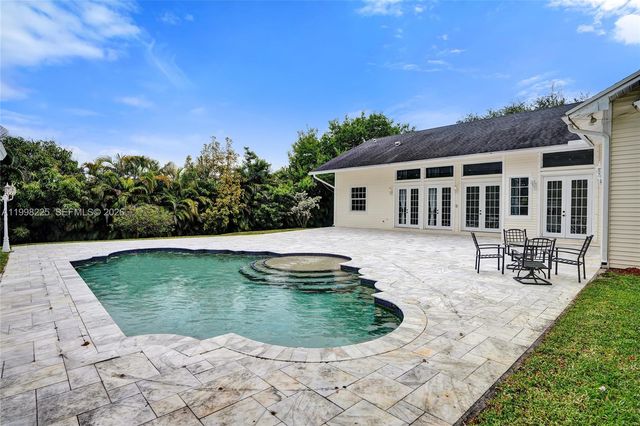 12350 NW 6th St, Plantation, FL 33325