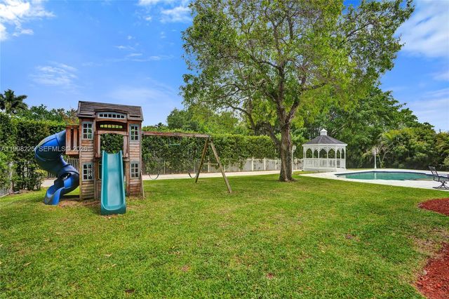 12350 NW 6th St, Plantation, FL 33325