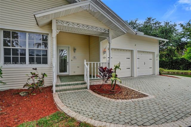 12350 NW 6th St, Plantation, FL 33325