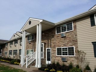 325 Brook Avenue 325-2A, Bay Shore, NY 11706