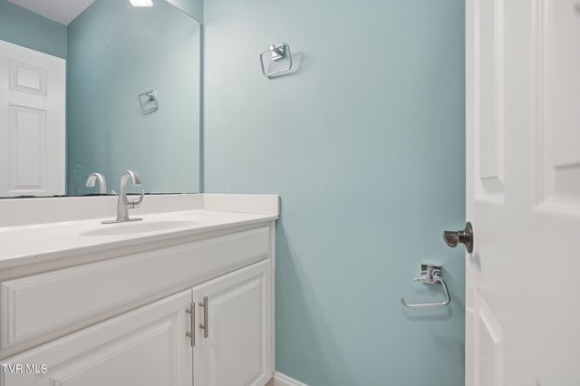 534 Buckingham Road, Gray, TN 37615