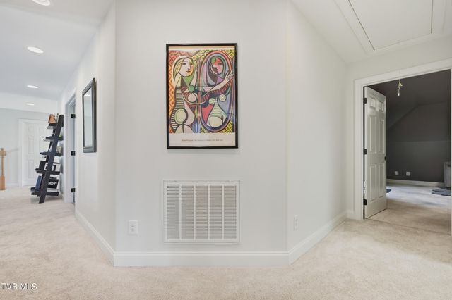 534 Buckingham Road, Gray, TN 37615