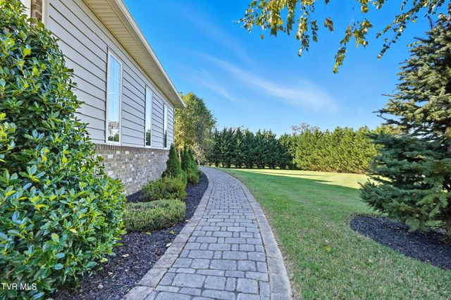 534 Buckingham Road, Gray, TN 37615