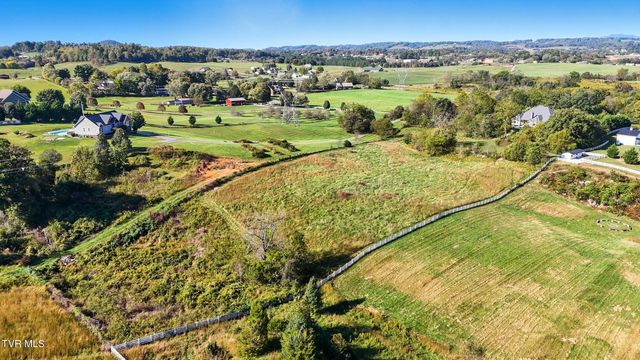 534 Buckingham Road, Gray, TN 37615