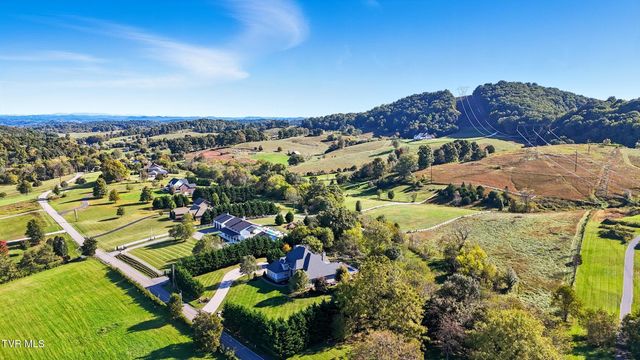 534 Buckingham Road, Gray, TN 37615