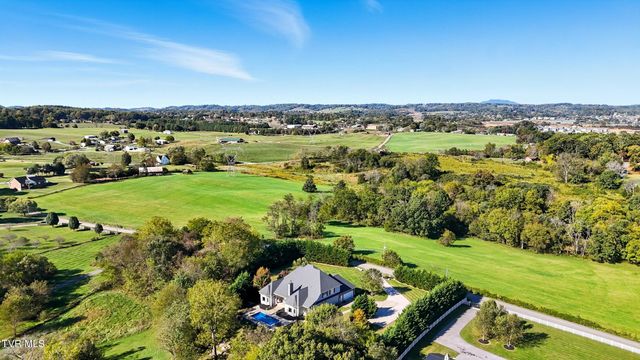 534 Buckingham Road, Gray, TN 37615