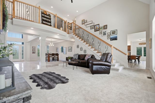 534 Buckingham Road, Gray, TN 37615