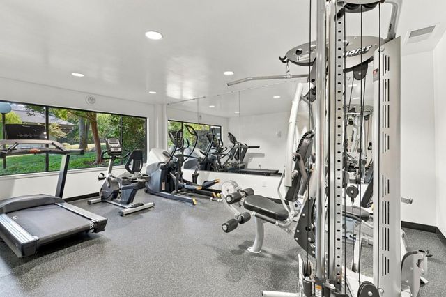 2140 Santa Cruz Avenue A207, Menlo Park, CA 94025