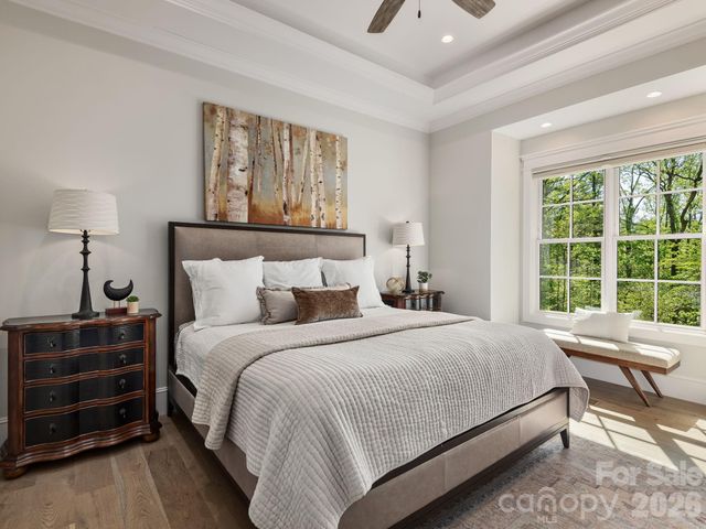 41 Hawberry Court, Asheville, NC 28805