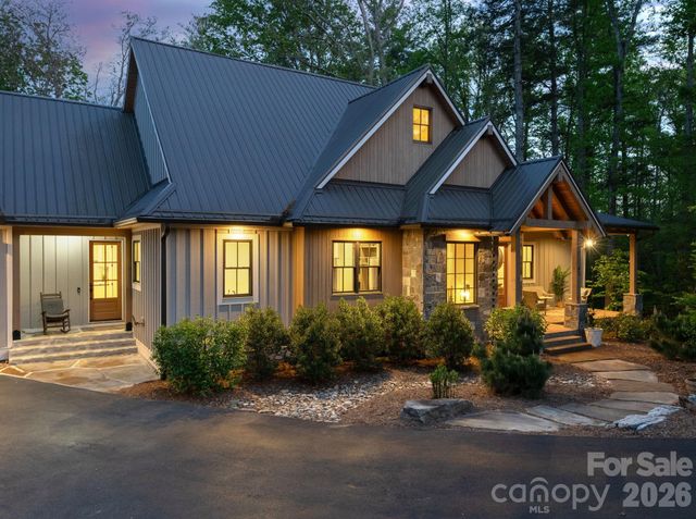 41 Hawberry Court, Asheville, NC 28805