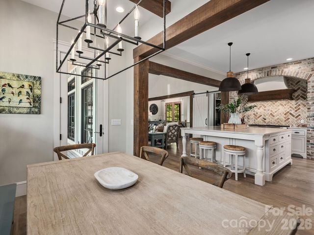 41 Hawberry Court, Asheville, NC 28805