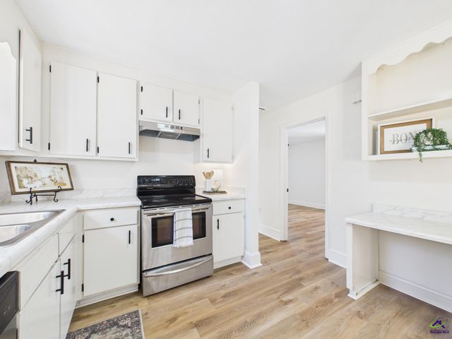 144 Graystone Circle, Macon, GA 31211