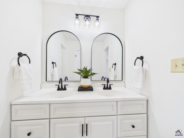 144 Graystone Circle, Macon, GA 31211