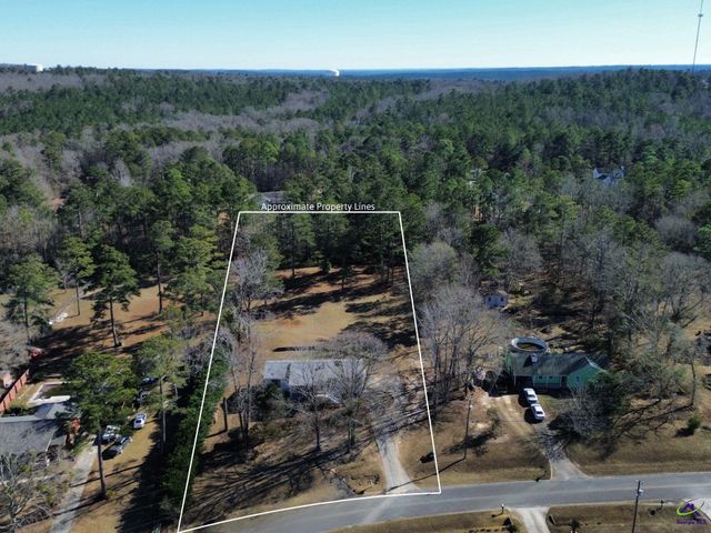 144 Graystone Circle, Macon, GA 31211