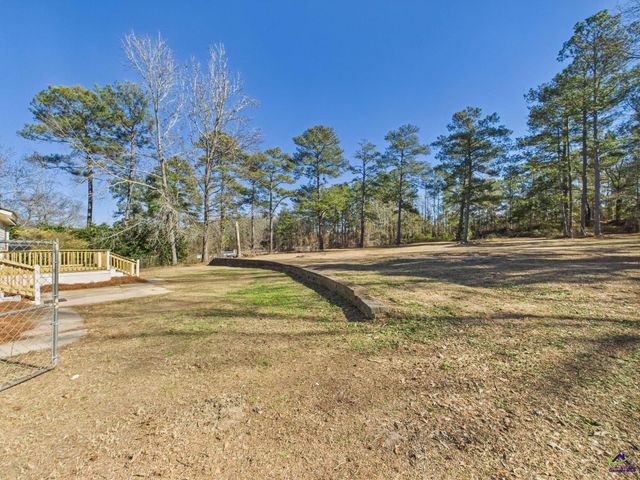 144 Graystone Circle, Macon, GA 31211
