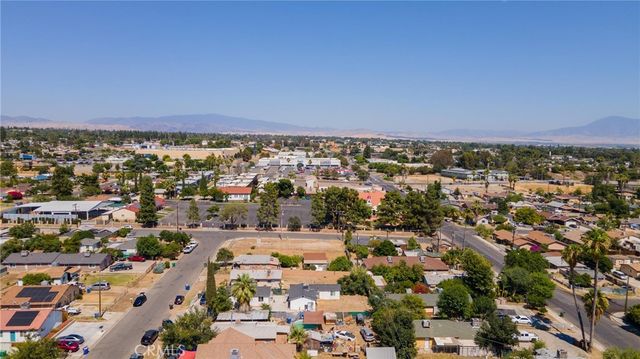 1229 Jeffrey, Bakersfield, CA 93305