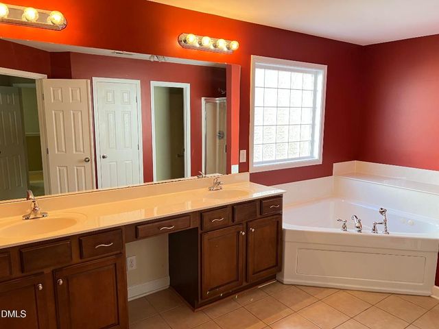 936 Bentbury Way, Cary, NC 27518