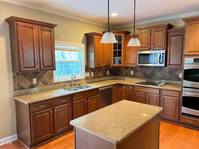 936 Bentbury Way, Cary, NC 27518