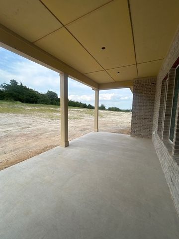 1108 Perrin Lane, Van Alstyne, TX 75495
