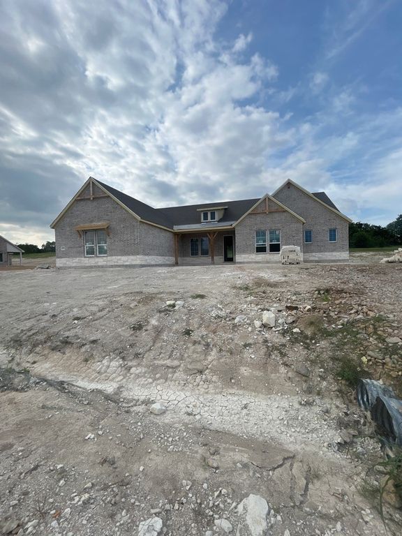 1108 Perrin Lane, Van Alstyne, TX 75495
