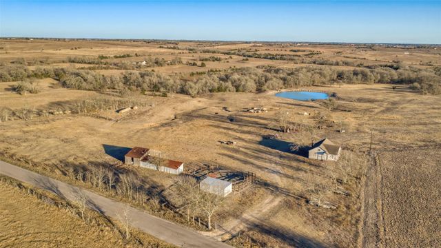 6807 Winedale Road, Burton, TX 77835