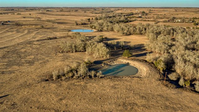 6807 Winedale Road, Burton, TX 77835