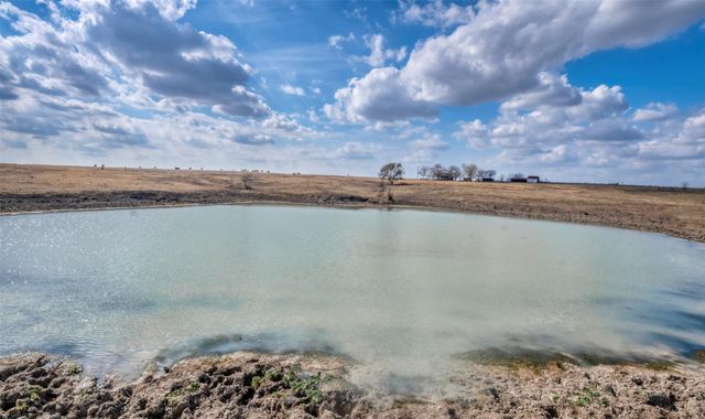 6807 Winedale Road, Burton, TX 77835