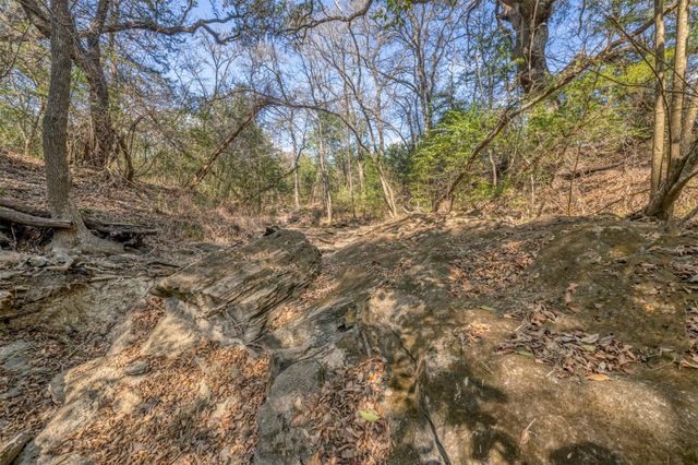 6807 Winedale Road, Burton, TX 77835