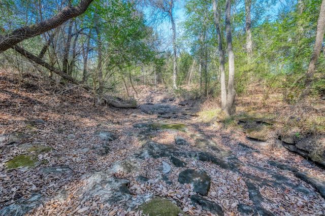 6807 Winedale Road, Burton, TX 77835