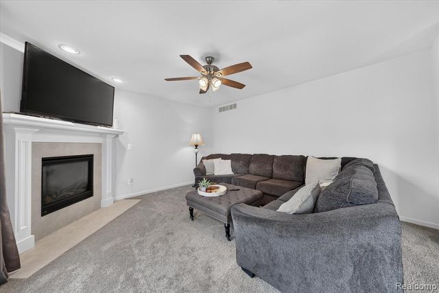 1585 Weeping Willow Court, Ypsilanti, MI 48198