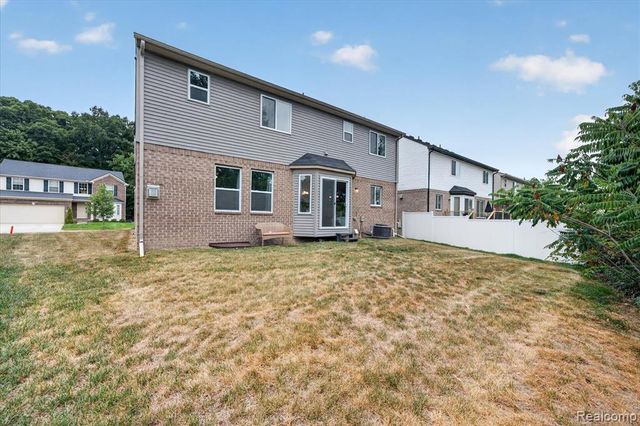 1585 Weeping Willow Court, Ypsilanti, MI 48198
