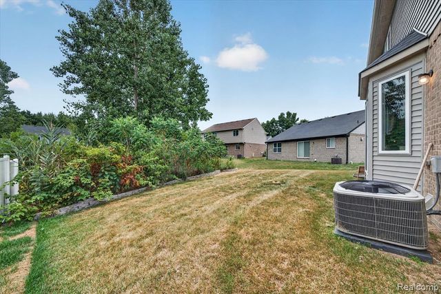 1585 Weeping Willow Court, Ypsilanti, MI 48198