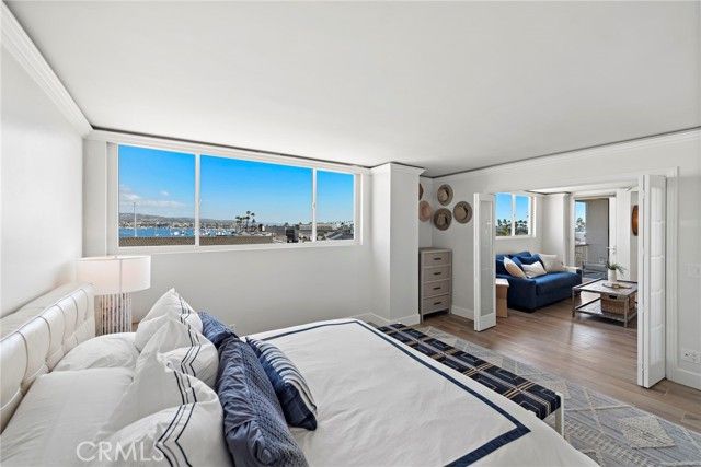 310 Fernando Street 303, Newport Beach, CA 92661