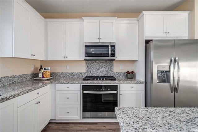 44325 Moccasin Place, Lancaster, CA 93536