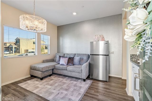 44325 Moccasin Place, Lancaster, CA 93536