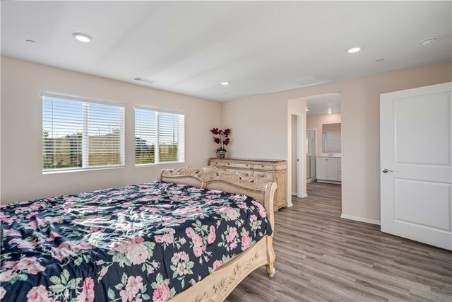 44325 Moccasin Place, Lancaster, CA 93536