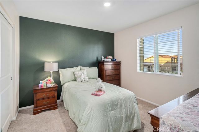 44325 Moccasin Place, Lancaster, CA 93536