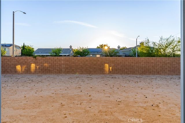 44325 Moccasin Place, Lancaster, CA 93536