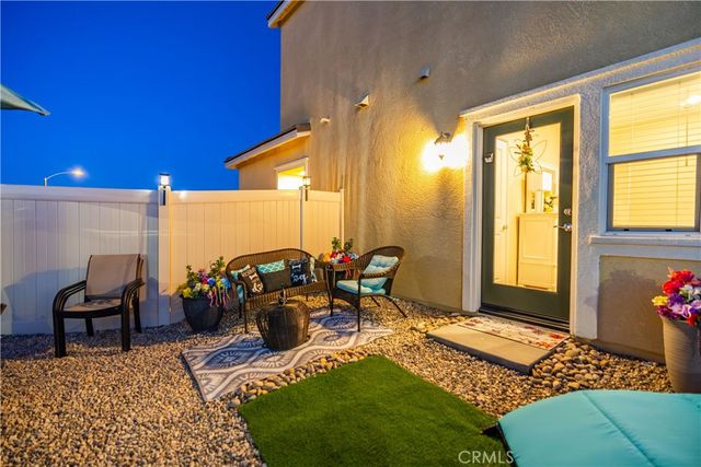 44325 Moccasin Place, Lancaster, CA 93536