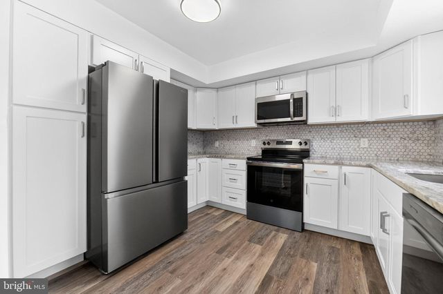 708 CHEROKEE ST, Bethlehem, PA 18015